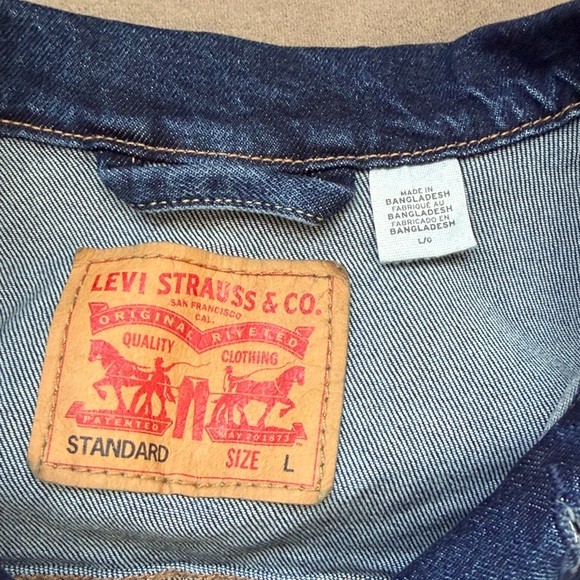 Levi’s Jean Jacket - Picture 2 of 3